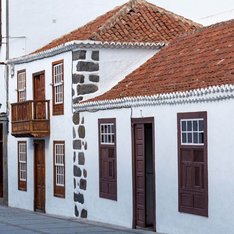 Old,Charmant,Houses,In,Los,Llanos,De,Aridane,,Tropical,La consultas psicologa los llanos de aridane
